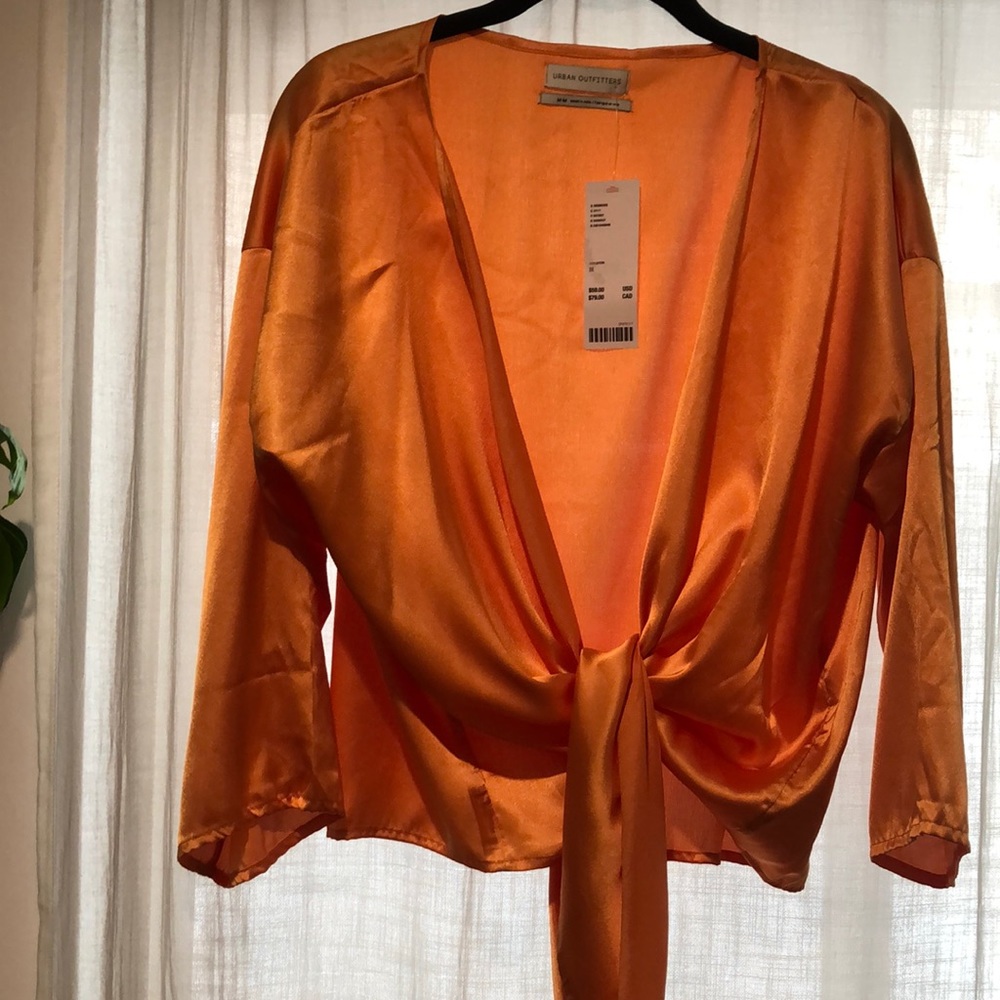 Urban outfitters orange tie blouse size: M